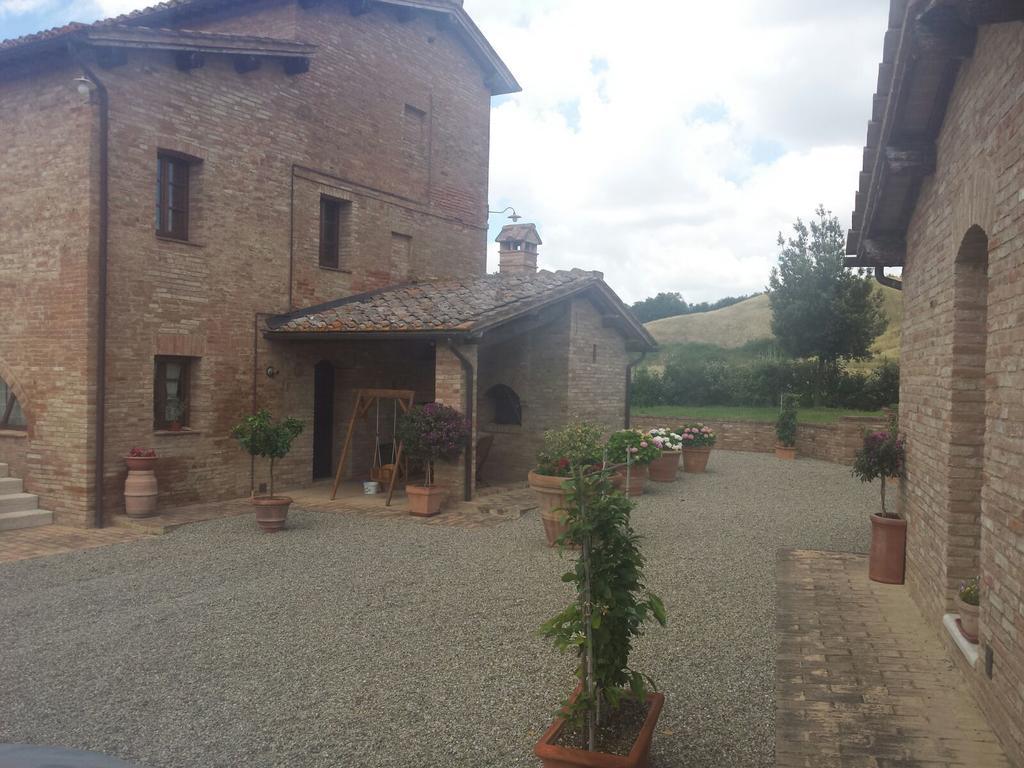 Casa Vacanze San Pierino Monteroni dʼArbia Exterior foto